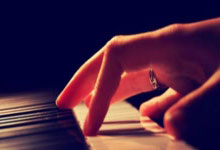 [NBA]詹姆斯强行突破 急停后仰打板命中.